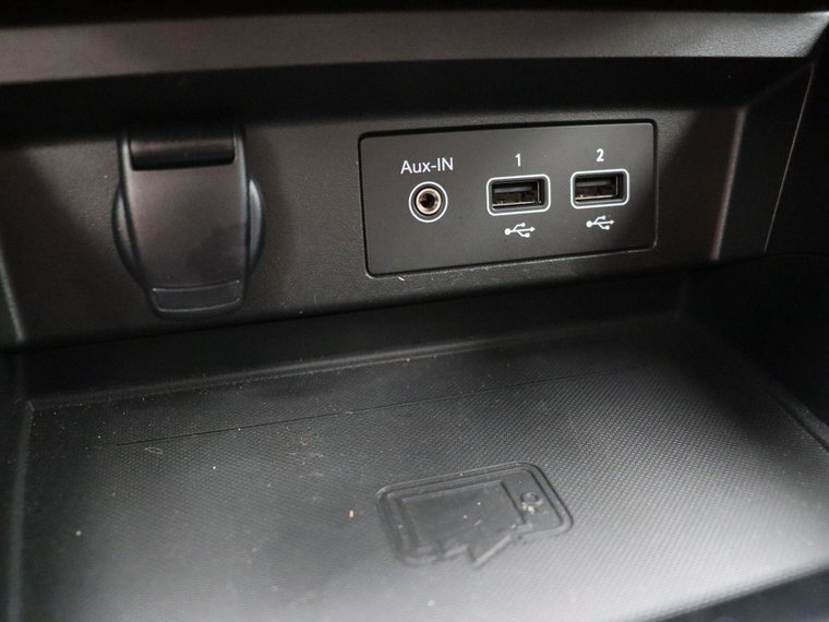 Vehicle Image 31