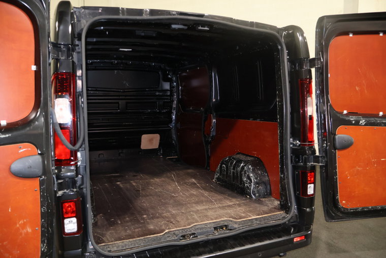 Vehicle Image 13