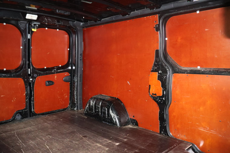 Vehicle Image 18