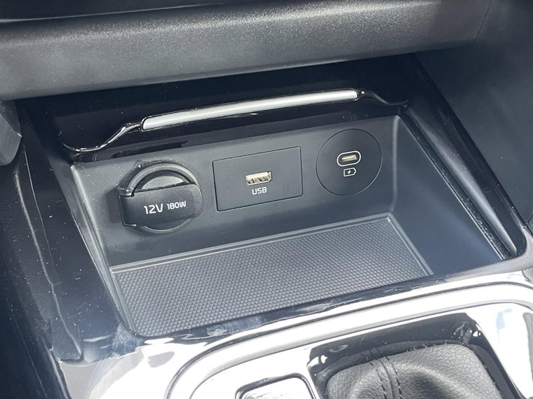 Vehicle Image 27