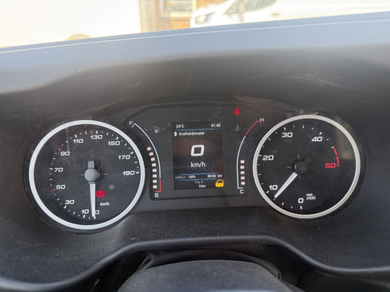 Vehicle Image 23