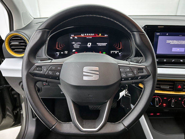 Vehicle Image 27