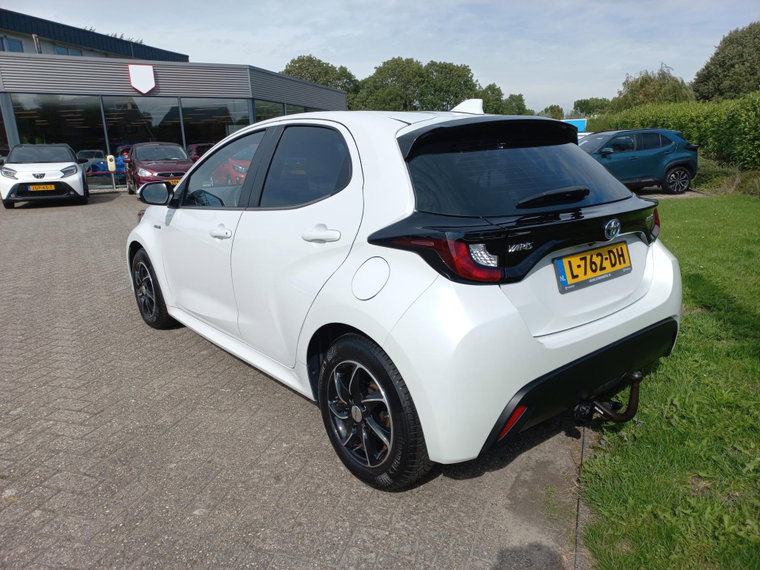 Vehicle Image 4