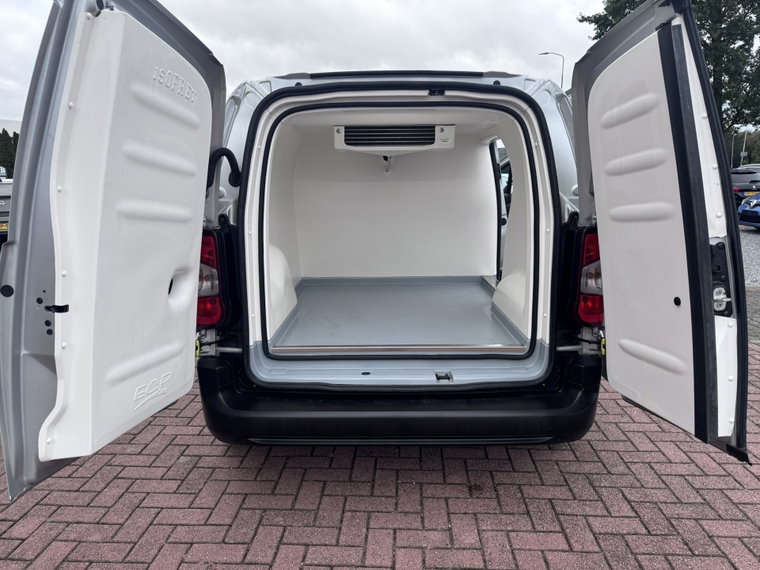 Vehicle Image 29