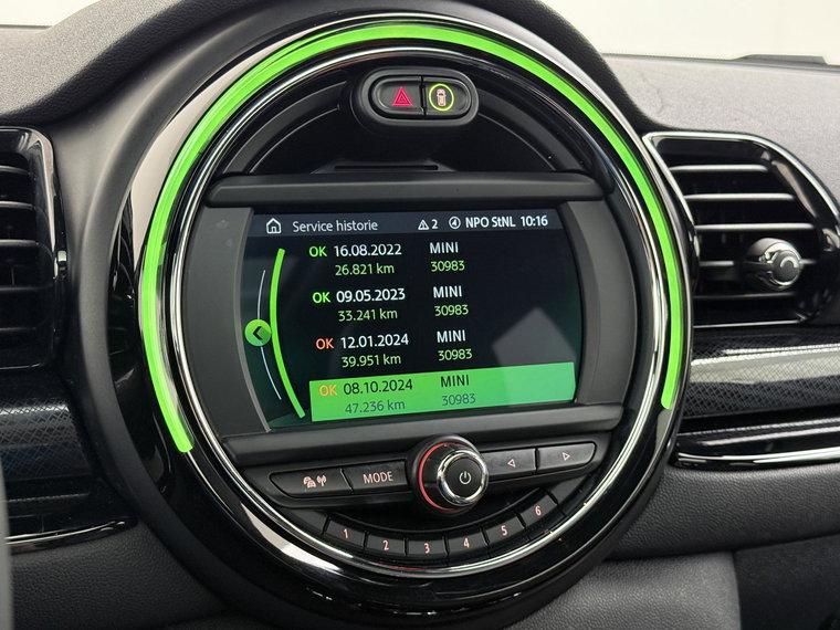 Vehicle Image 36