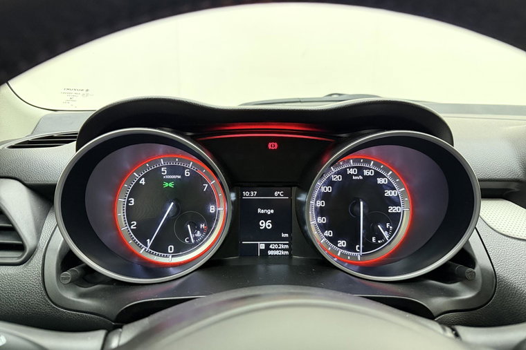 Vehicle Image 19