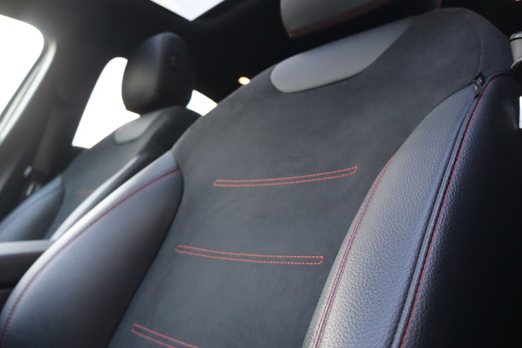 Vehicle Image 30