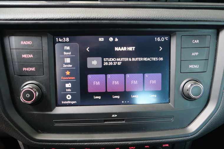 Vehicle Image 18