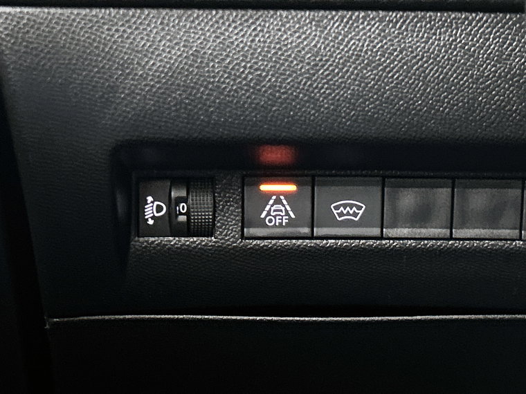 Vehicle Image 29