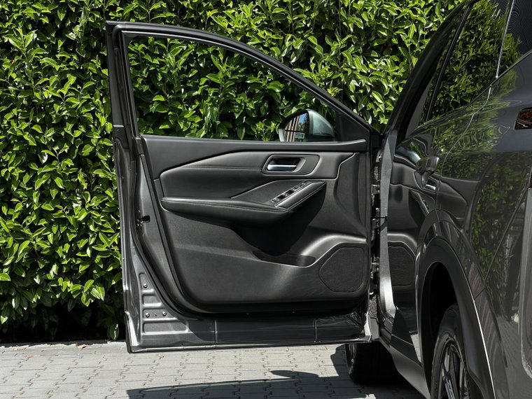 Vehicle Image 33