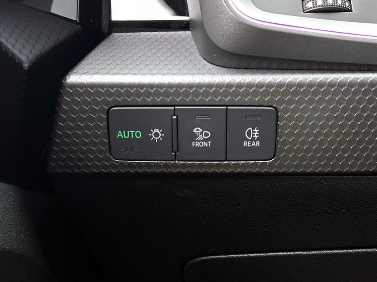 Vehicle Image 27