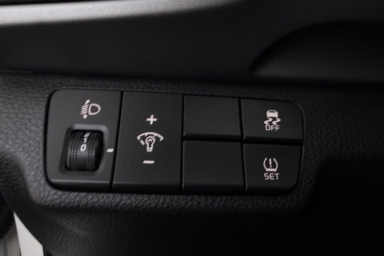 Vehicle Image 33