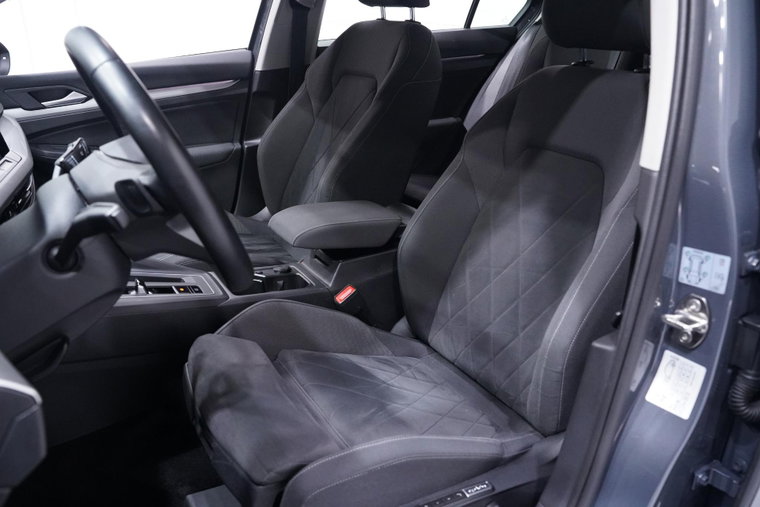 Vehicle Image 38