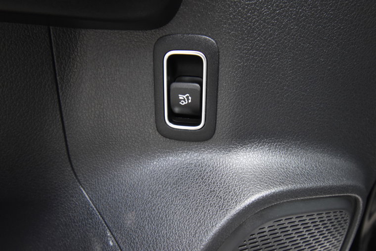 Vehicle Image 27