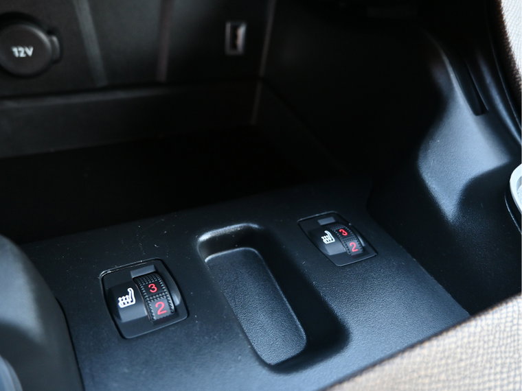 Vehicle Image 28