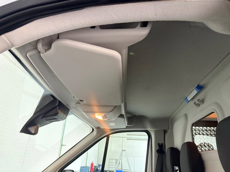Vehicle Image 28