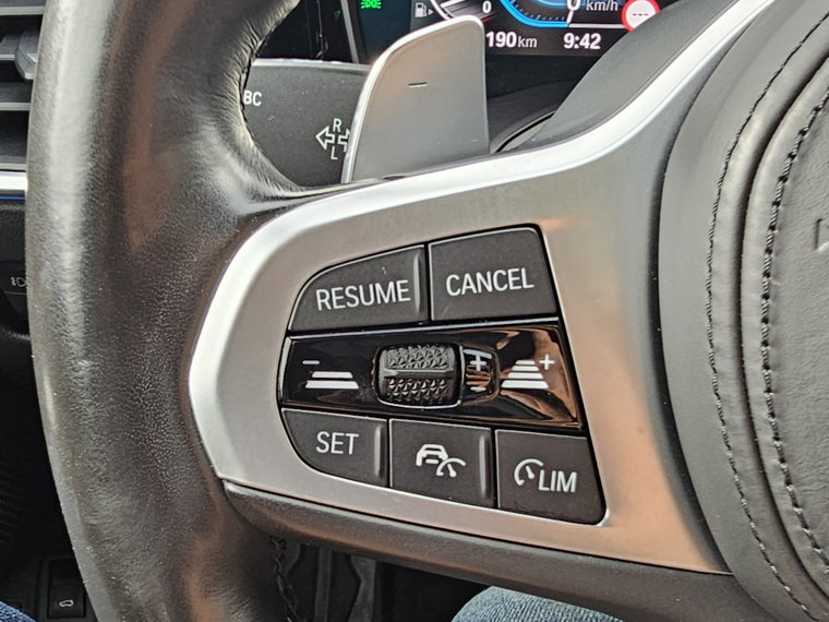 Vehicle Image 37