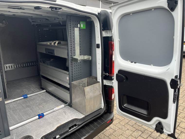 Vehicle Image 17