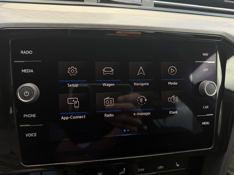 Vehicle Image 38