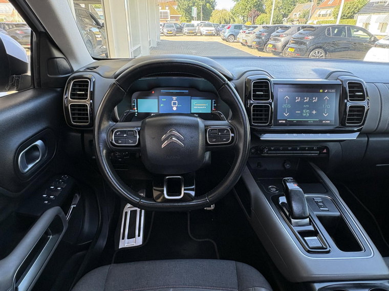Vehicle Image 17