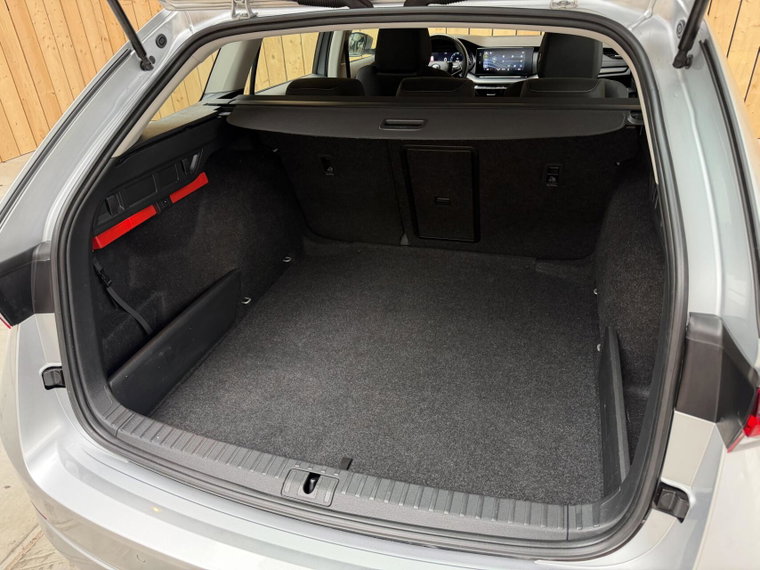 Vehicle Image 47