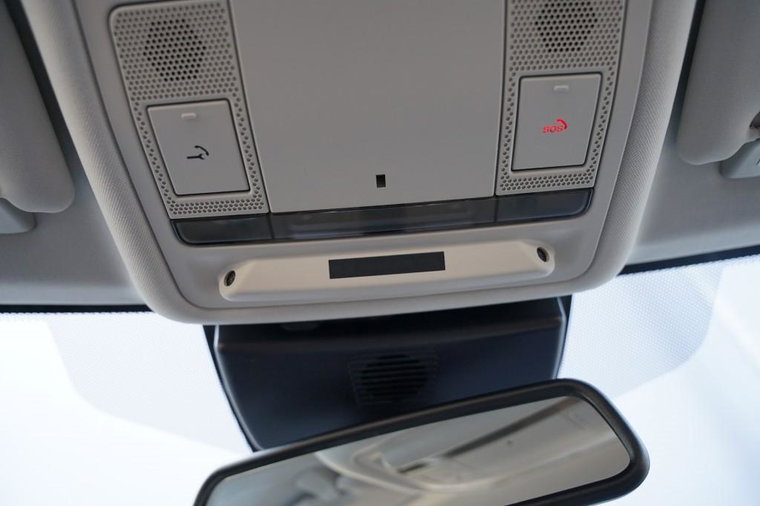 Vehicle Image 36