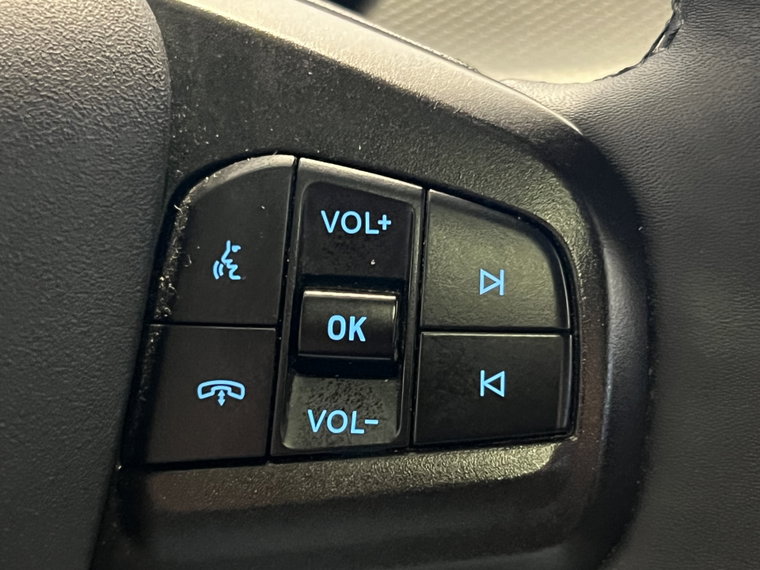 Vehicle Image 26