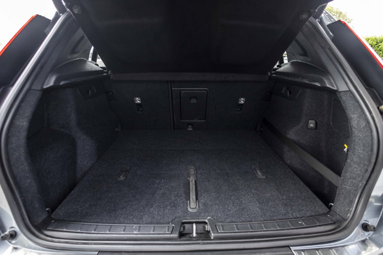 Vehicle Image 33