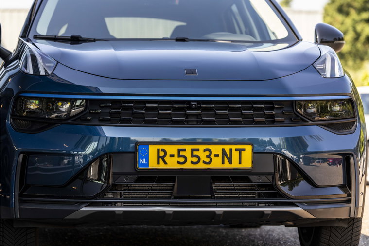 Vehicle Image 12