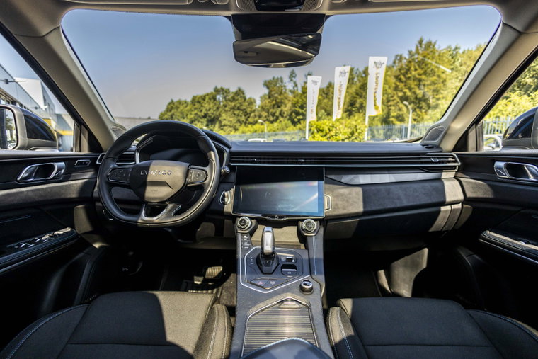 Vehicle Image 18