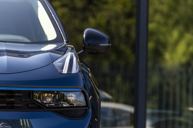 Vehicle Image 4