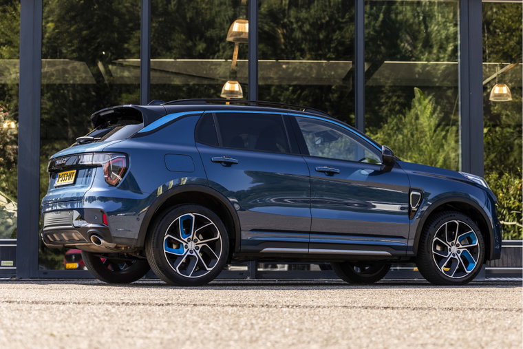 Vehicle Image 5