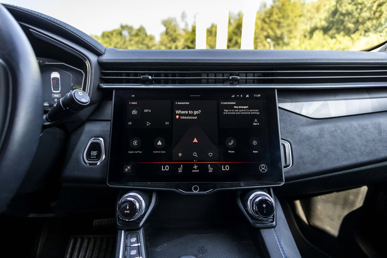 Vehicle Image 35