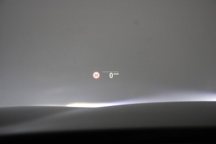 Vehicle Image 25