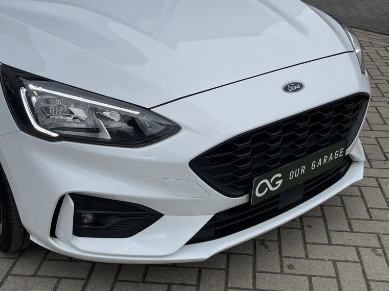 Vehicle Image 32