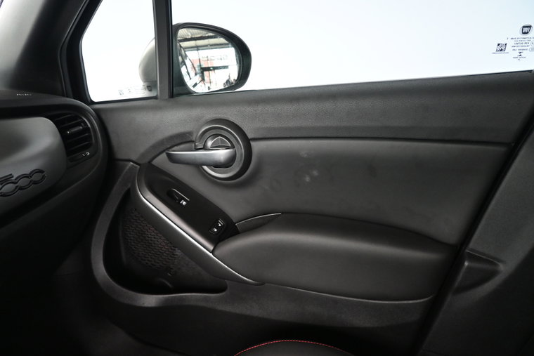 Vehicle Image 37