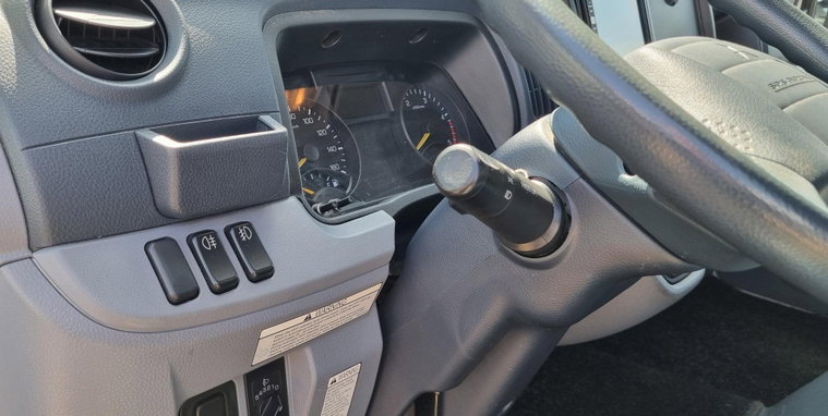 Vehicle Image 23
