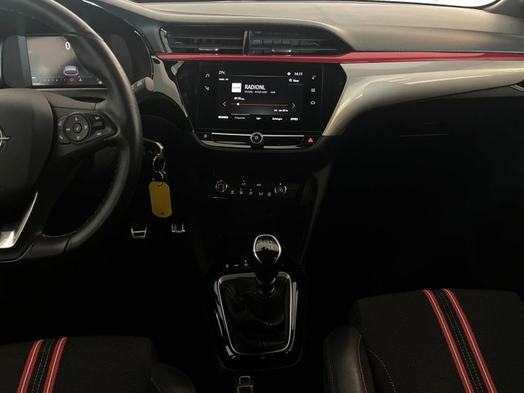 Vehicle Image 28