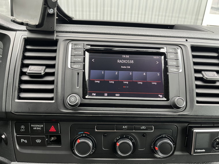 Vehicle Image 33