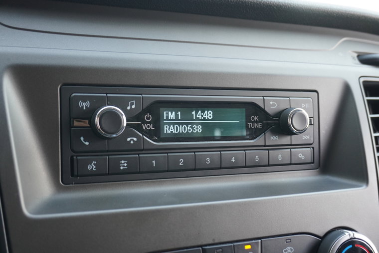 Vehicle Image 12