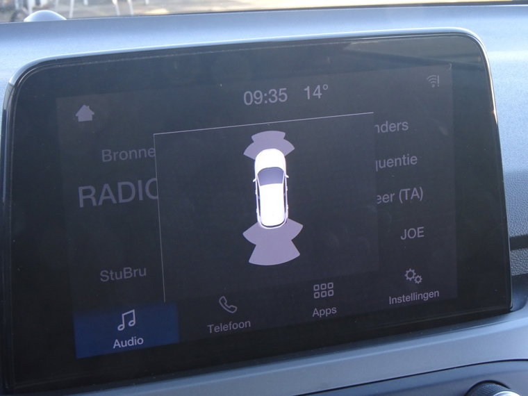 Vehicle Image 19