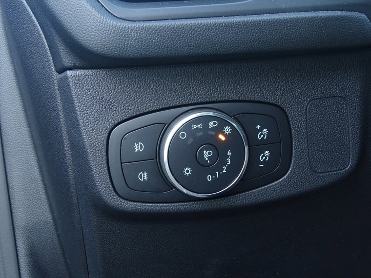 Vehicle Image 24