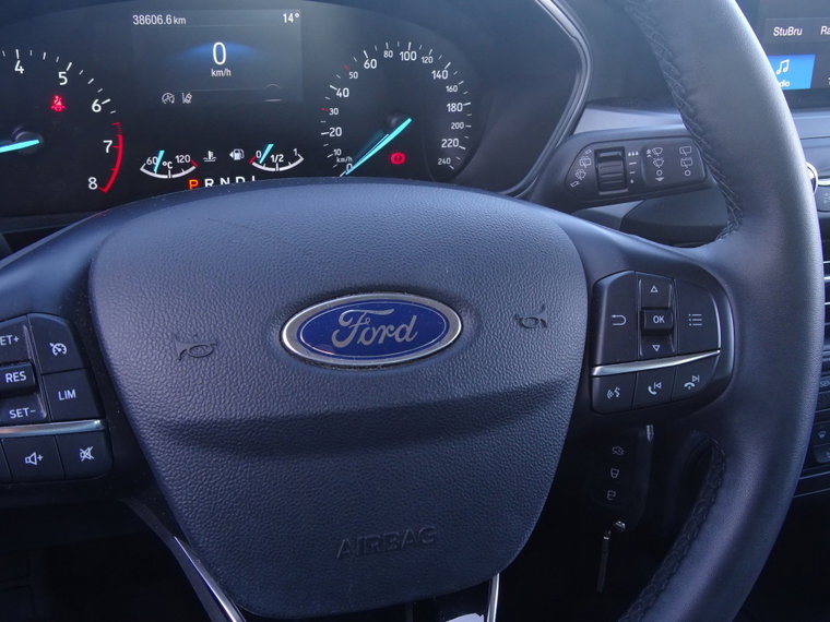 Vehicle Image 28