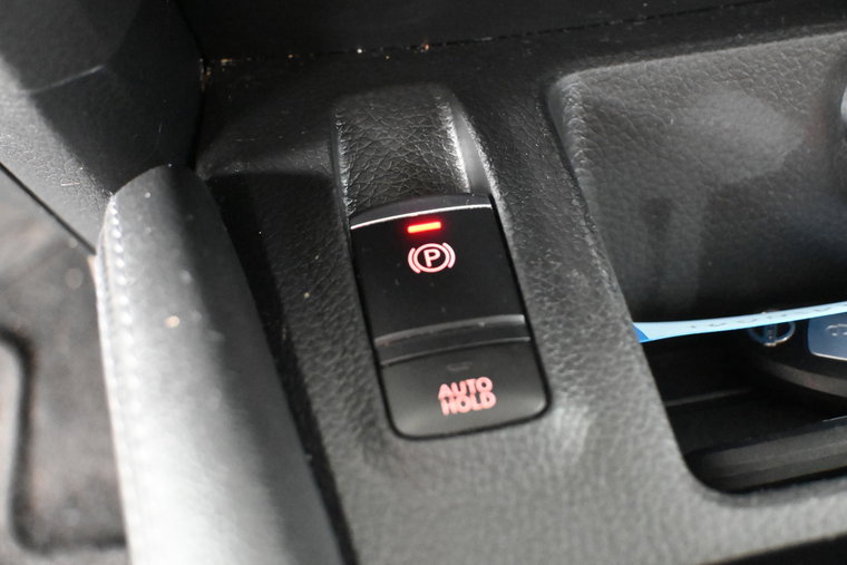 Vehicle Image 29