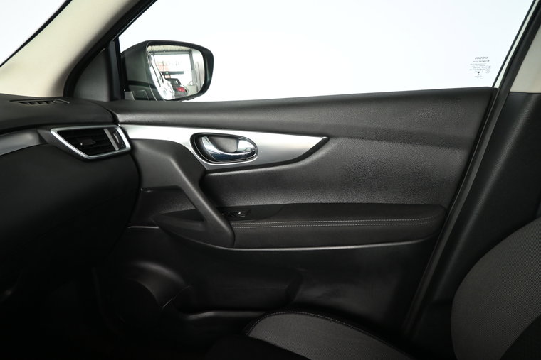 Vehicle Image 38