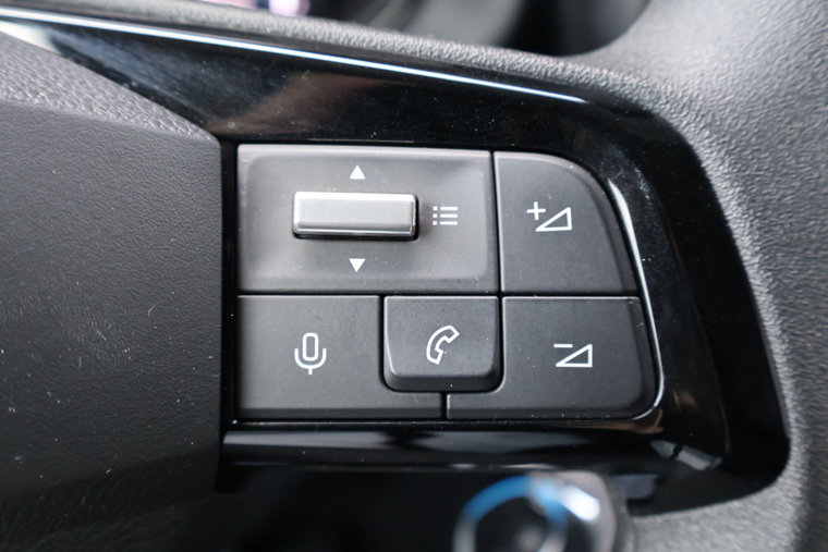 Vehicle Image 28