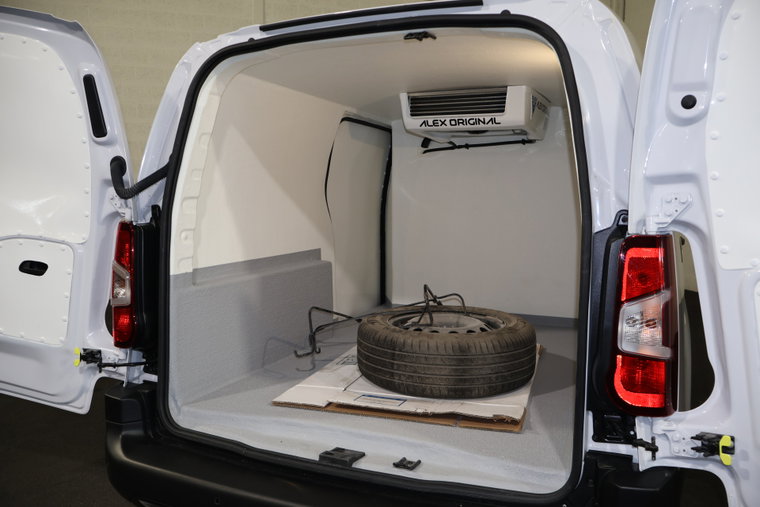 Vehicle Image 11