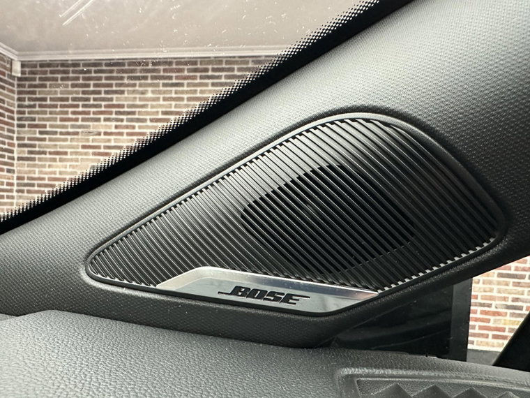 Vehicle Image 27