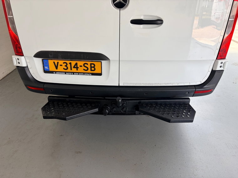 Vehicle Image 47