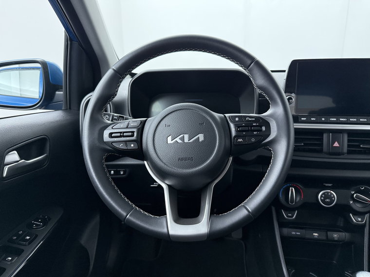 Vehicle Image 37